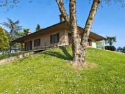 Case e ville in vendita di 305 m² in Via Viara