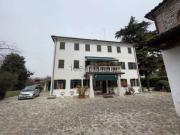 Case e ville in vendita di 306 m² in Via Lavagei, 47