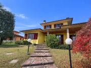 Case e ville in vendita di 307 m² in Via Lazio, 3