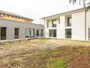 Case e ville in vendita di 308 m² in Via Libia