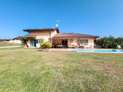 Case e ville in vendita di 309 m² in Via Dante...