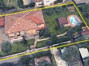 Case e ville in vendita di 310 m²