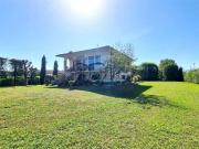 Case e ville in vendita di 310 m² in Via Lombarda Lammari
