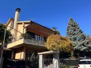 Case e ville in vendita di 310 m² in Via Galvani, 6