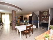 Case e ville in vendita di 310 m² in Via Giuseppe Verdi, 9