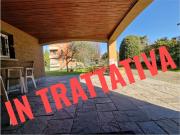 Case e ville in vendita di 310 m² in Via Gradisca