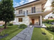 Case e ville in vendita di 312 m² in Via Pedrignone, 6