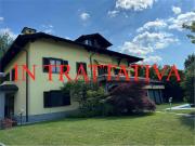 Case e ville in vendita di 316 m² in Via Mirabello, 9