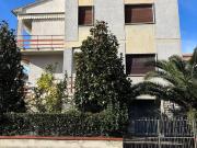 Case e ville in vendita di 317 m² in Via Milano