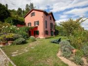 Case e ville in vendita di 318 m² in Via Nuova per Pisa