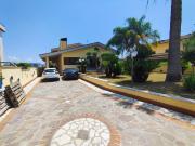 Case e ville in vendita di 319 m² in Via Monte Marano