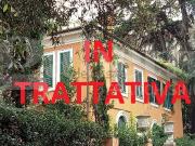 Case e ville in vendita di 319 m² in Via Salaria, 348