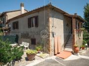 Case e ville in vendita di 320 m² in Piazza Della Cisterna