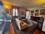 Case e ville in vendita di 320 m² in Via Alberto...