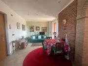 Case e ville in vendita di 320 m² in Via Capizzone