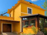 Case e ville in vendita di 320 m² in Via Casale della caccia Case e ville in vendita di 320 m² in Via Casale della caccia