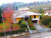 Case e ville in vendita di 320 m² in Via Gambarelli, 15