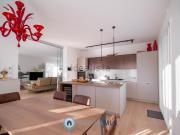 Case e ville in vendita di 320 m² in Via Giotto, 33