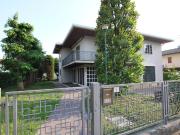 Case e ville in vendita di 320 m² in Via marcello...