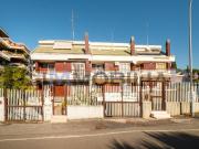 Case e ville in vendita di 320 m² in Via Monte Rosa