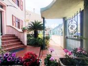 Case e ville in vendita di 320 m² in Via Silesu, 18