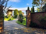 Case e ville in vendita di 320 m² in Via Vecchia Fornace, 2