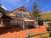 Case e ville in vendita di 321 m² in Via Francesco...