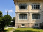 Case e ville in vendita di 325 m² in Piazza Visconti, 1