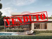 Case e ville in vendita di 328 m²