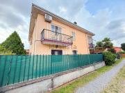 Case e ville in vendita di 329 m² in Via G. Matteotti, 49