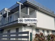 Case e ville in vendita di 330 m²