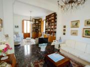 Case e ville in vendita di 330 m²