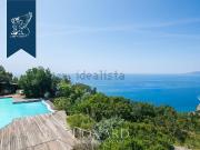 Case e ville in vendita di 330 m²