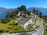 Case e ville in vendita di 330 m² in Via Don E....
