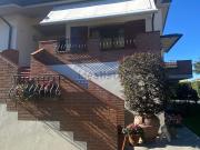 Case e ville in vendita di 330 m² in Via Molina, 16