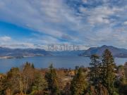 Case e ville in vendita di 333 m² in Via per Brisino, 11