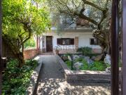 Case e ville in vendita di 333 m² in Via Settembrini