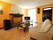 Case e ville in vendita di 335 m² in Via Alcide De...