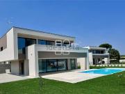 Case e ville in vendita di 335 m² in Via del Magone