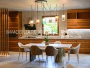 Case e ville in vendita di 336 m² in Via Stazzu Manzoni