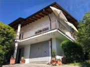 Case e ville in vendita di 337 m² in Via Delle Camelie, 7