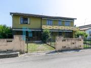 Case e ville in vendita di 337 m² in Via Leonardo da Vinci
