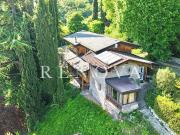 Case e ville in vendita di 338 m²