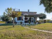 Case e ville in vendita di 339 m² in Via della Liberta&apos