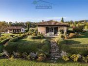 Case e ville in vendita di 340 m² in Strada Cacciata Grande