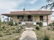 Case e ville in vendita di 340 m² in Strada Corano