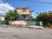 Case e ville in vendita di 340 m² in Traversa II di...
