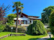 Case e ville in vendita di 340 m² in Via Capolo, 26