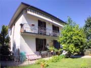 Case e ville in vendita di 340 m² in Via Giuseppe Negrini