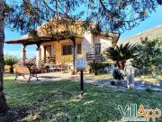 Case e ville in vendita di 340 m² in Via Provinciale per...